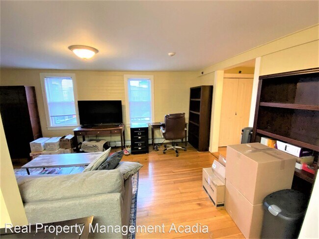 Foto del edificio - 1 br, 1 bath House - 96 Hammond St.  Apt. #4