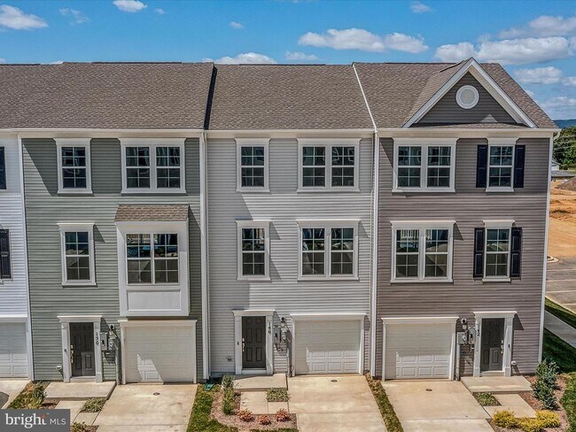 Building Photo - 146 Cooperage Rd