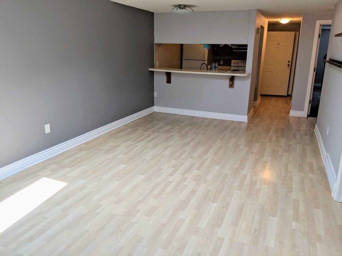 Foto principal - 4745 Chestnut Ridge Rd