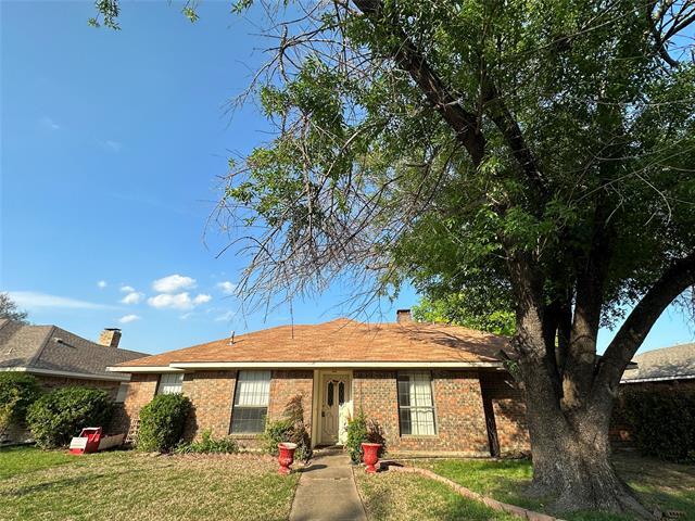 Primary Photo - 305 Marriott Ln