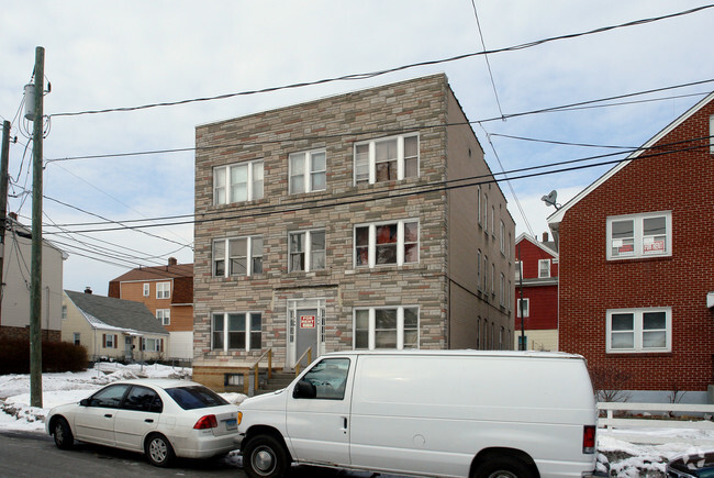 Building Photo - 178-180 Roosevelt St