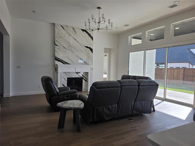 Building Photo - 1591 Binkley Ave