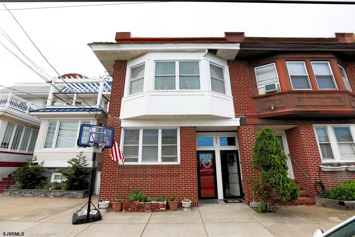 7907 Atlantic Ave Unit 1st Floor, Margate City, NJ 08402 Condo for