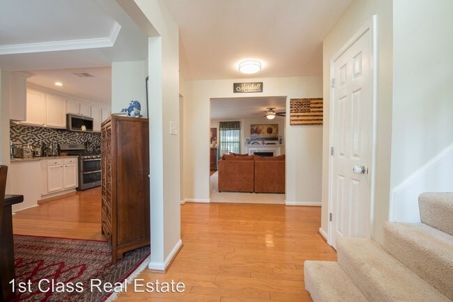 Building Photo - 5 br, 2 bath House - 2520 Seven Kings Rd
