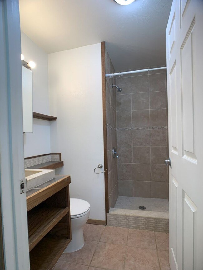 Foto del edificio - Kapaa 2 bedroom, 2 bath home for rent