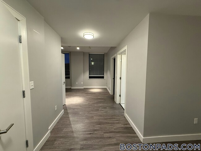 Building Photo - 23 Central Ave