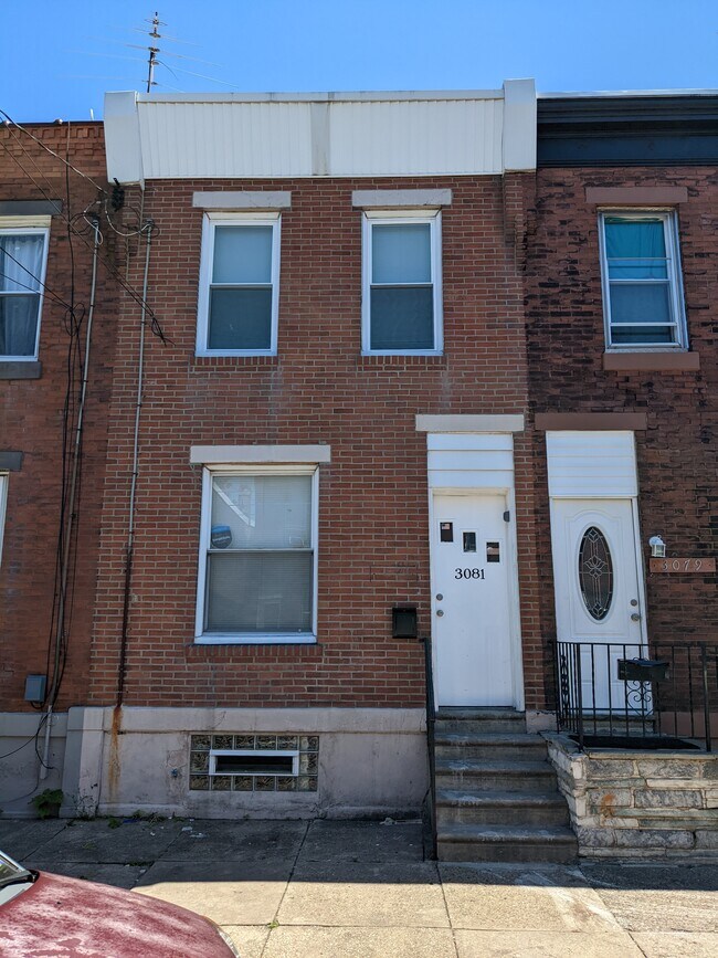 Building Photo - 3081 Memphis St
