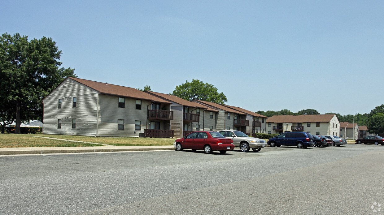 Primary Photo - St. Luke Apartments