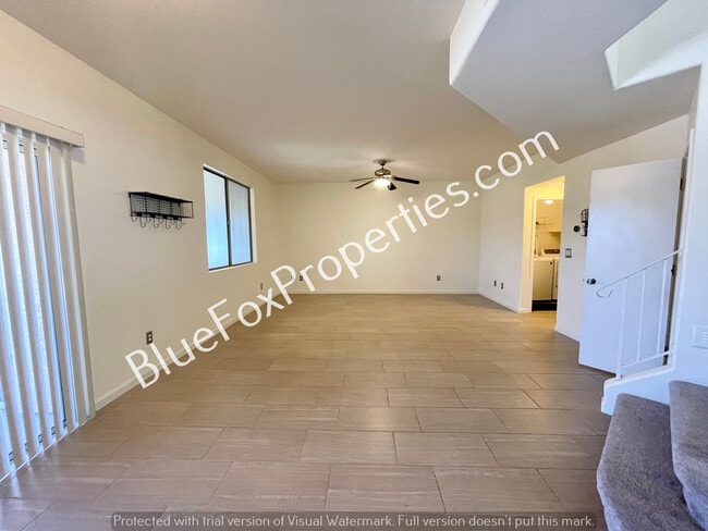 Building Photo - 8701 E Chimney Spring Dr