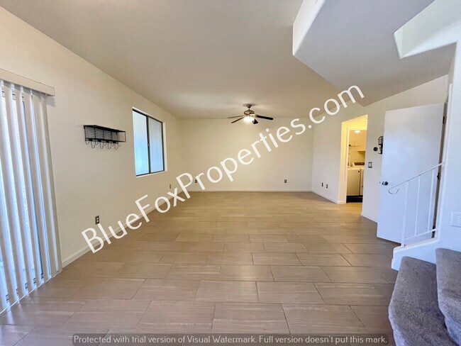 Foto del edificio - 8701 E Chimney Spring Dr