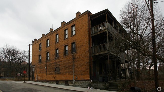 Building Photo - 734-736 Franklin Ave