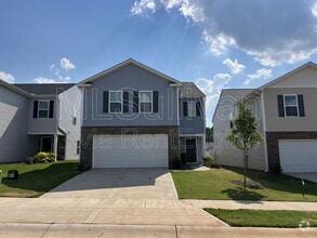 Building Photo - 2932 Egert Dr