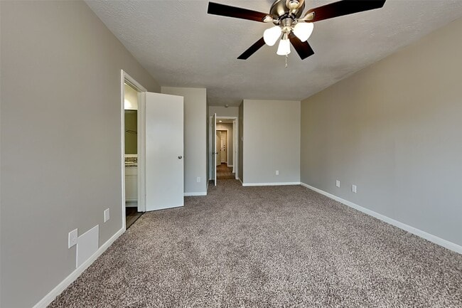 Building Photo - 29122 Waltham St