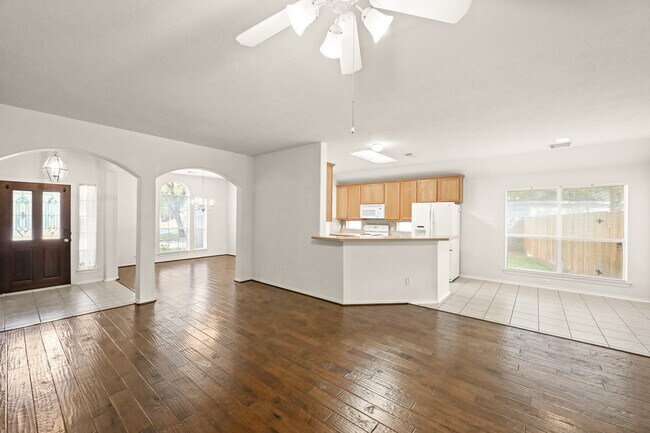 Building Photo - 18403 Lost Maples Ct