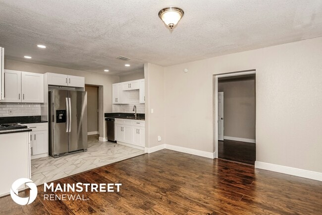 Building Photo - 1475 Daroca Dr