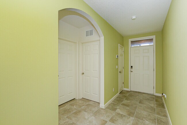 Foto del edificio - 6326 NW Northwood Loop