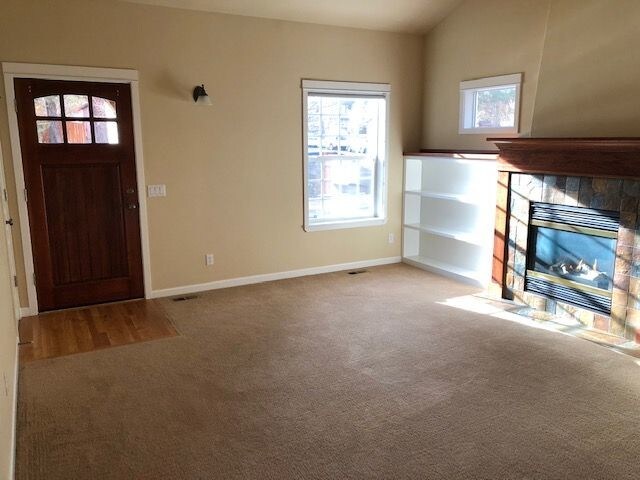 Building Photo - 2626 NW Ordway Ave