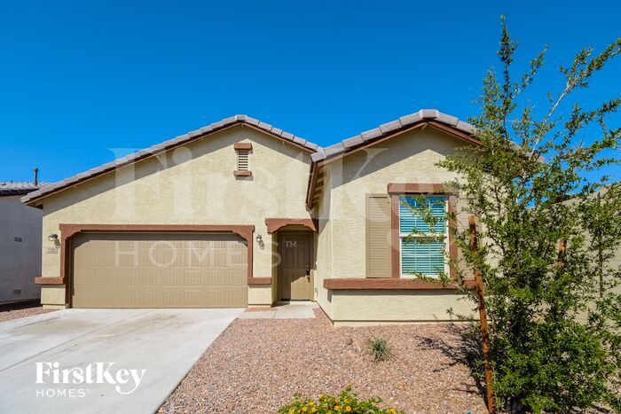 Foto principal - 228 N 199th Ln