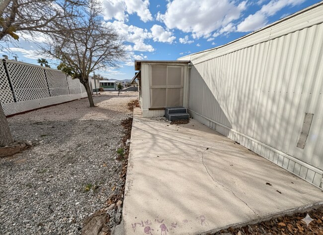 Foto del edificio - 3601 E Wyoming Ave
