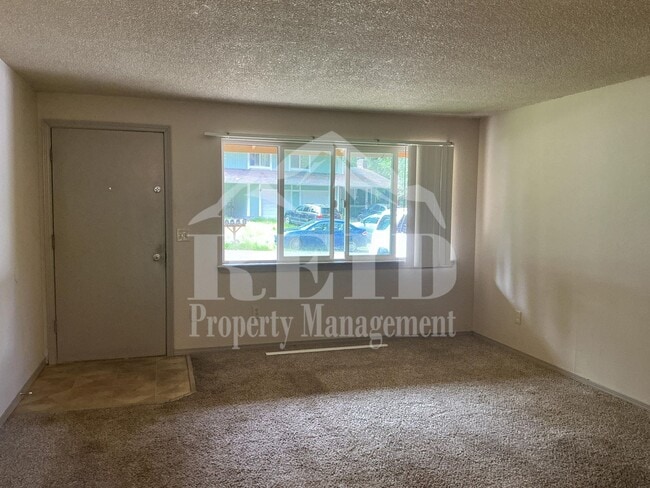Photo - 3217 SE Goldmaur Ct., Unit B Apartment