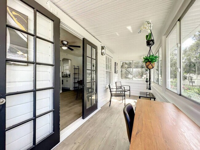 Foto del edificio - 1824 Hollenbeck Dr