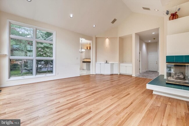 Building Photo - 10000 Avenel Farm Dr