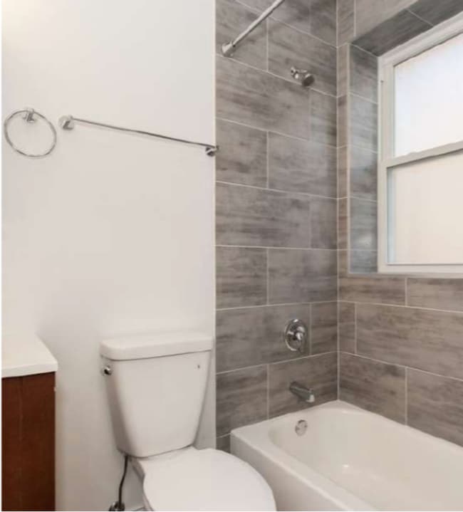 Interior Photo - Portage Park Theater Apartments