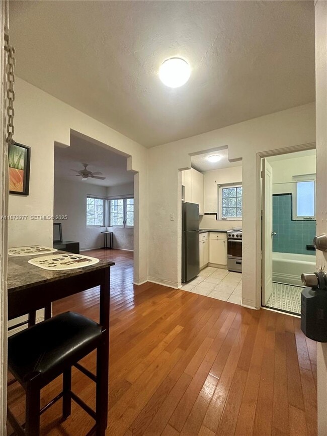 Building Photo - 260 Euclid Ave