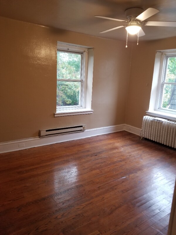 Building Photo - 4828 Hazel Ave