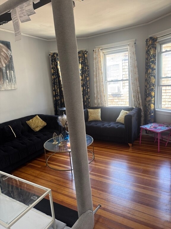 Building Photo - 16 St Marks Rd
