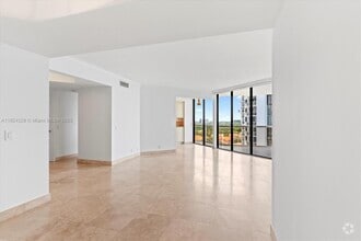 Building Photo - 3610 Yacht Club Dr