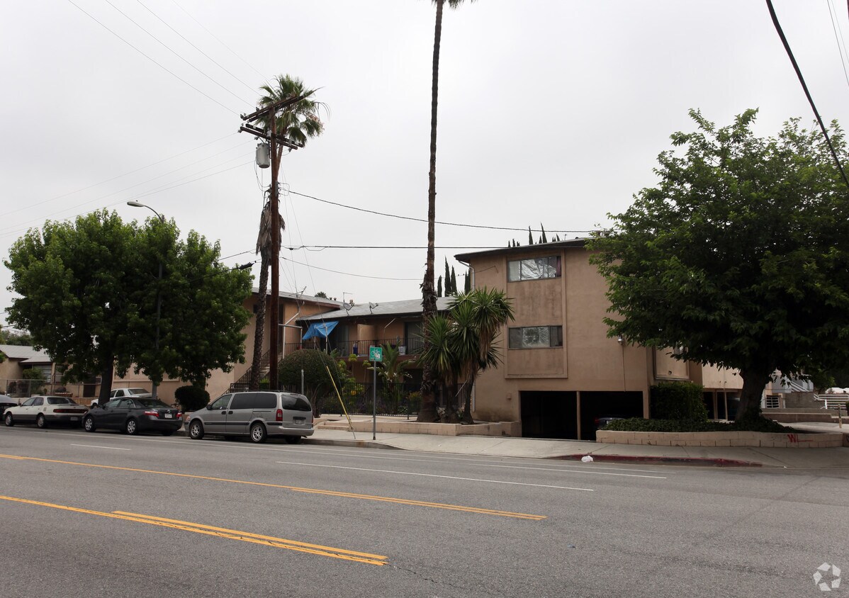 Foto del edificio - Woodley Plaza