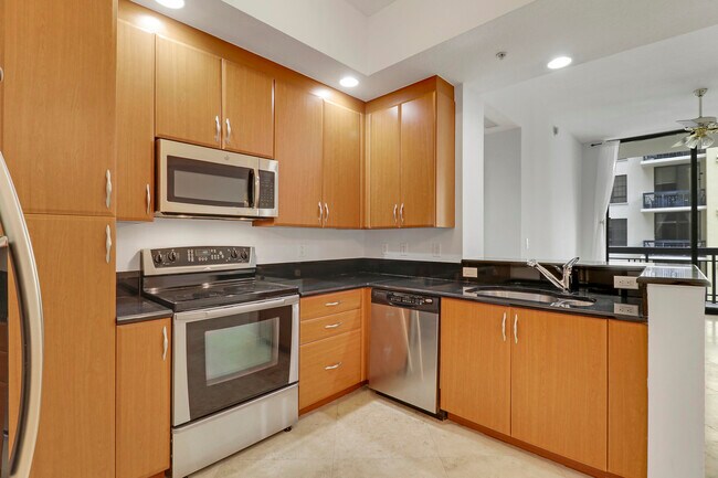 Foto del edificio - 701 S Olive Ave