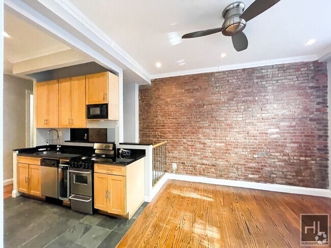 Building Photo - East 100th Street