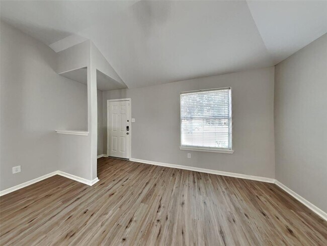 Building Photo - 6327 Lucinda Meadows Dr