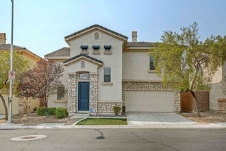 Building Photo - 127 Tilbury Ave
