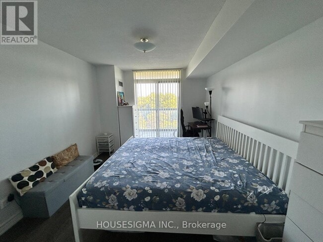 Building Photo - 28 Empress Ave