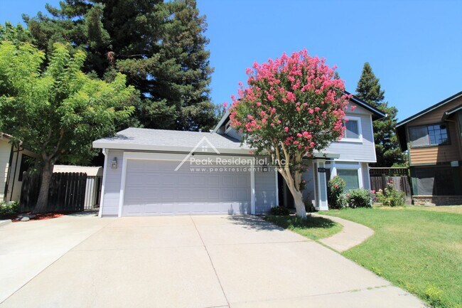 Foto del edificio - Very Nice 4bd/2.5ba Greenhaven Home With 2...