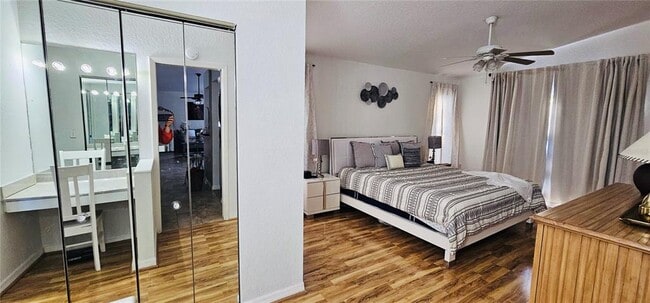 Foto del edificio - 2068 Preymore St