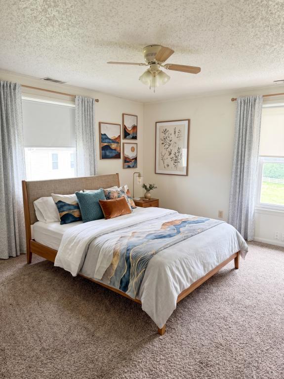 Foto del edificio - 1040 Briar Manor