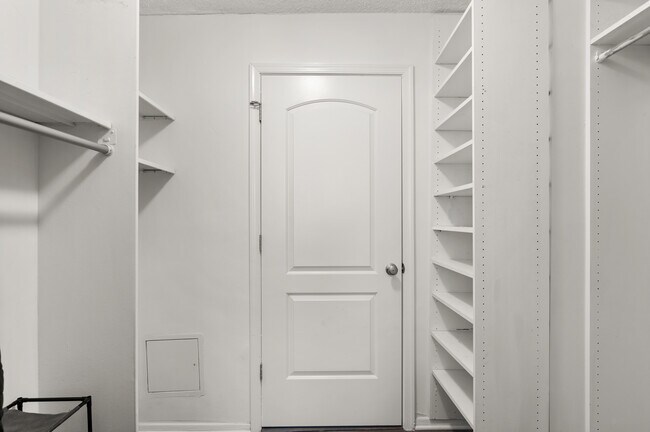 Foto del edificio - 1325 18th St NW