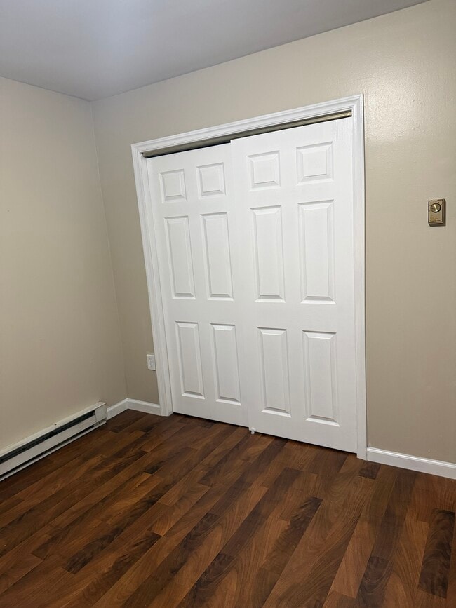 Building Photo - Philo