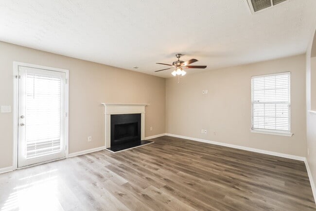 Building Photo - 11281 Aliyah Dr