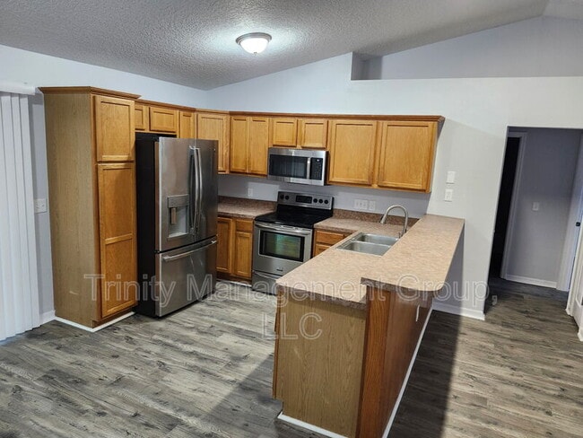 Building Photo - 9095 E China Grove Ln