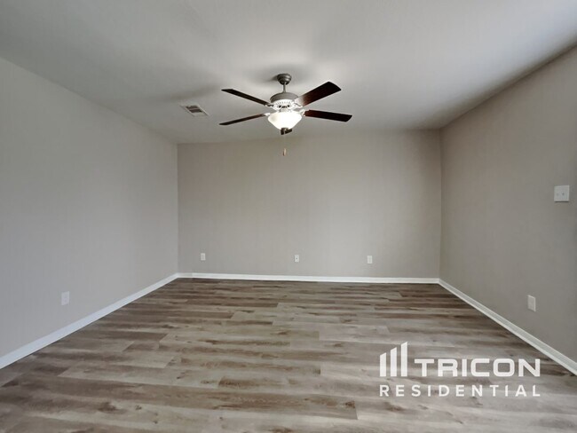 Building Photo - 664 Totem Trail Dr