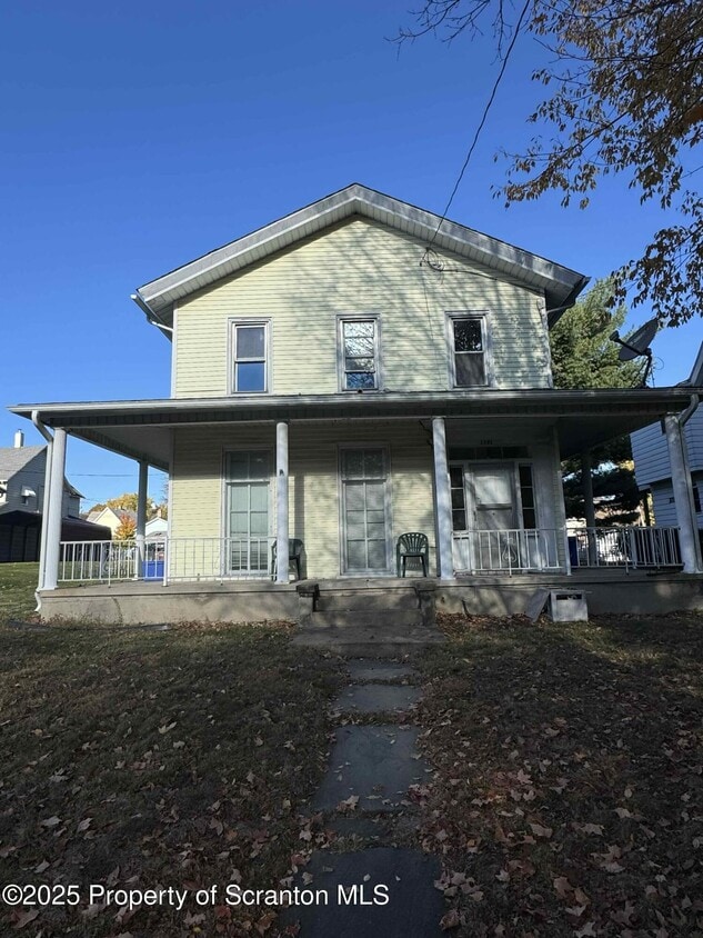 Foto principal - 1721 N Sumner Ave