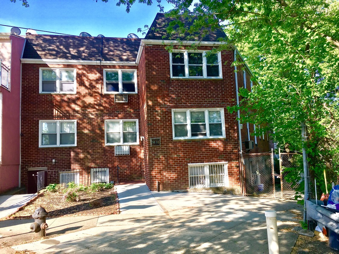 Primary Photo - 58-16 85th St