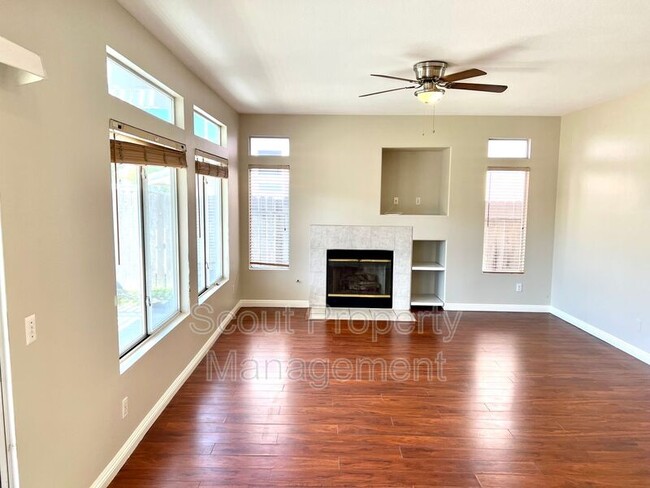 Building Photo - 39511 Bainbridge Cir