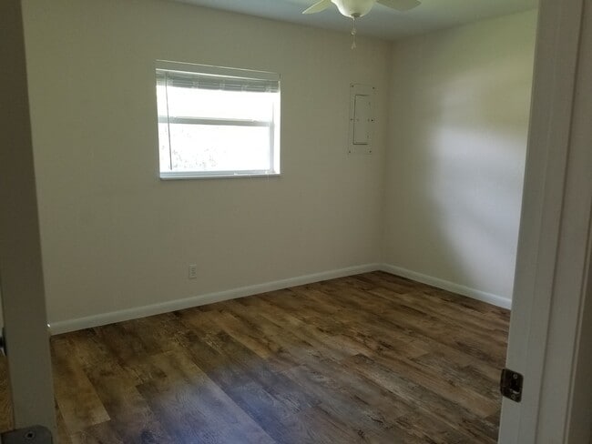 Fotografía del edificio - 8682 SE Kingsley St