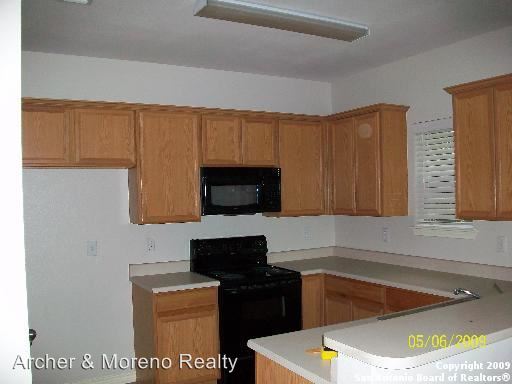 Building Photo - 7126 Tourant Rd